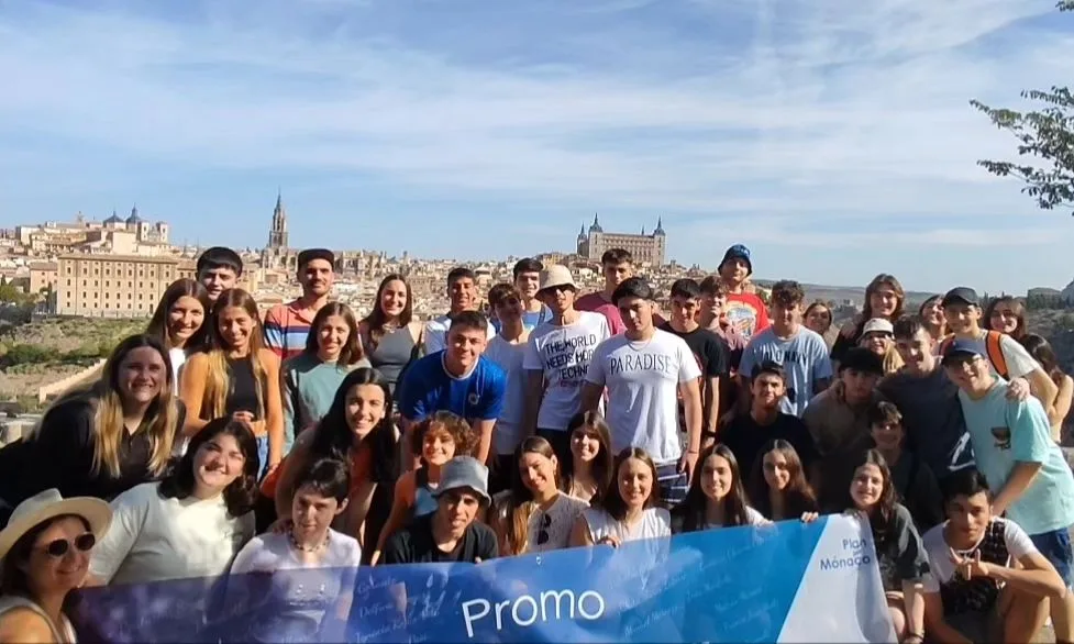 Estudiantes viaje de egreados en Toledo